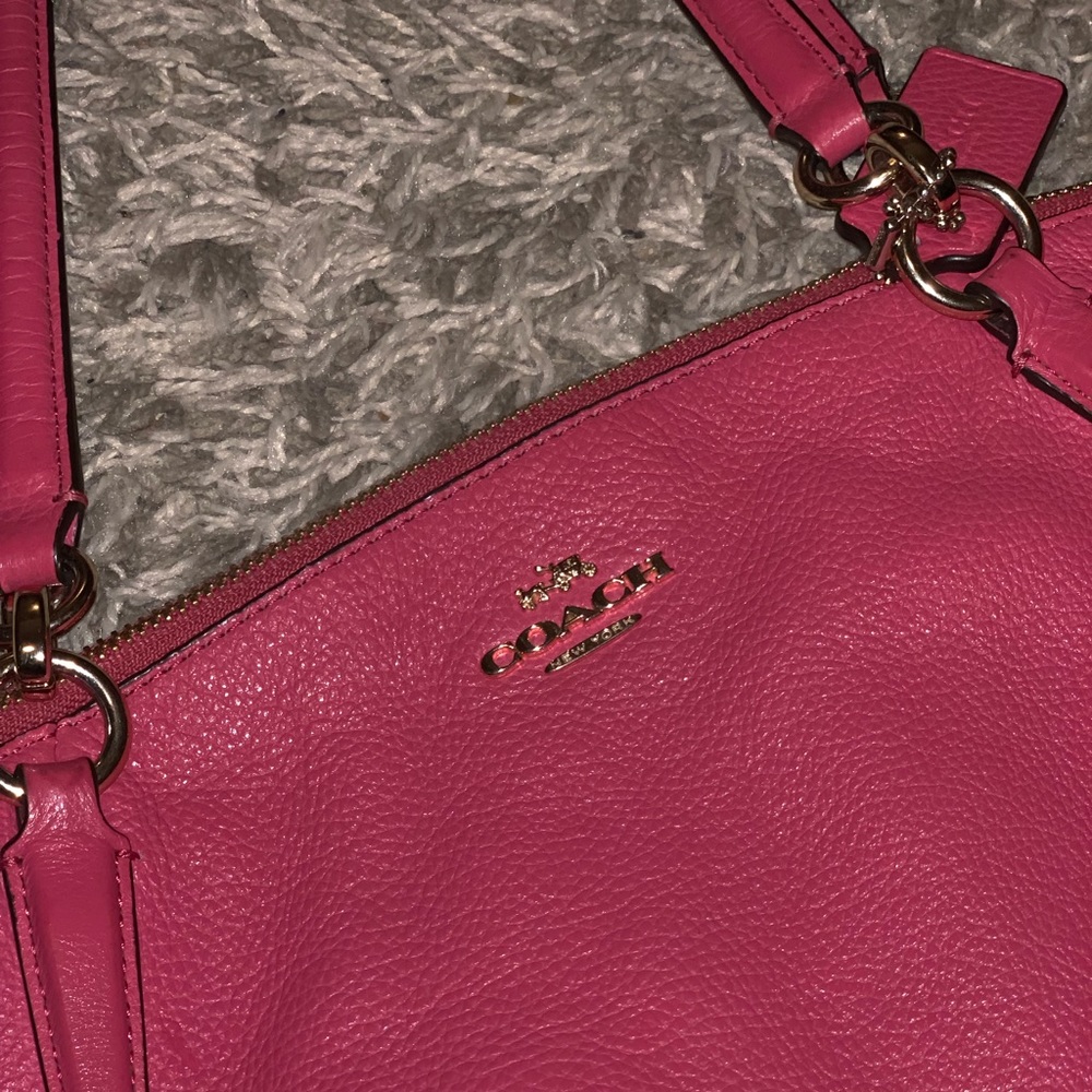 Pink Leather Coach Bag Medium size